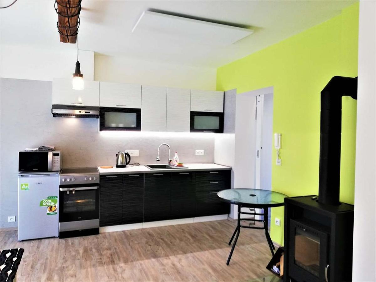 Apartmany Pod Capy, Nasavrky エクステリア 写真